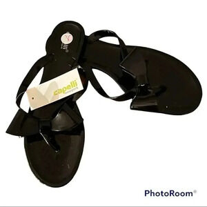 Capelli New York jelly flip flops size 9